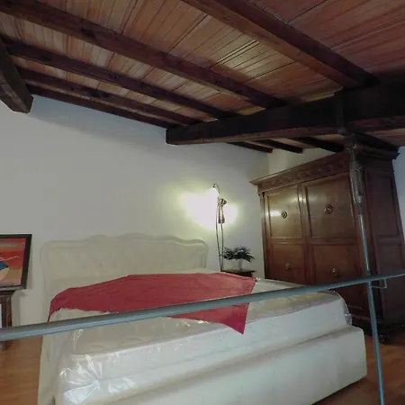 Sleeps 3 Nemi